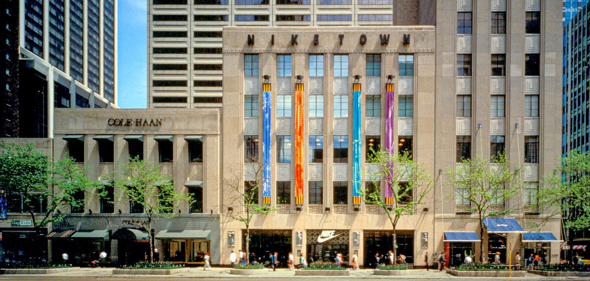 Nike store 2025 on michigan avenue